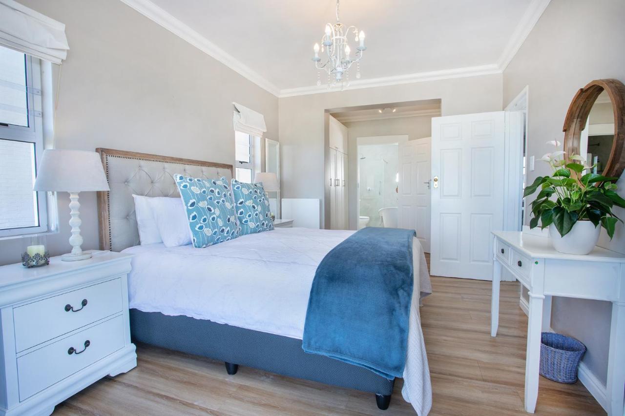 Seapearl Oceanfront Villa And Cottage Hermanus Εξωτερικό φωτογραφία