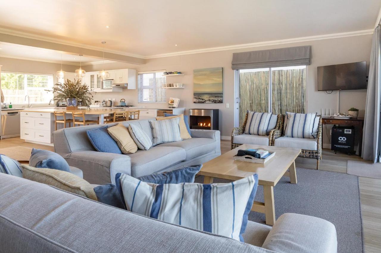 Seapearl Oceanfront Villa And Cottage Hermanus Εξωτερικό φωτογραφία