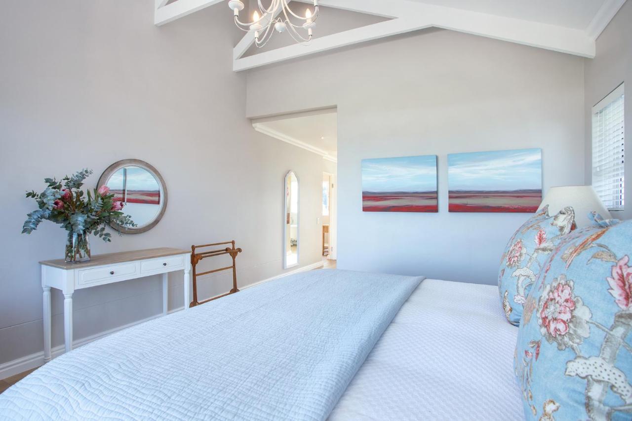 Seapearl Oceanfront Villa And Cottage Hermanus Εξωτερικό φωτογραφία